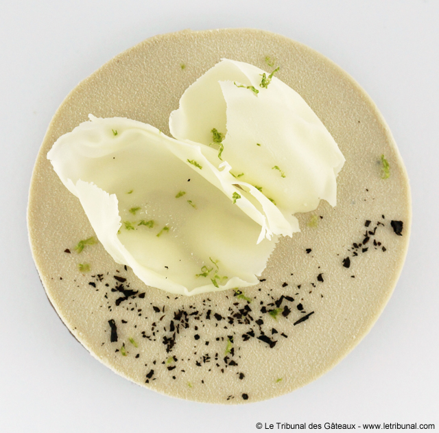 mori-yoshida-beige-4-tdg