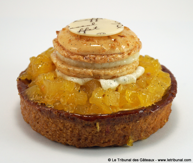 Macatarte Ananas Fraise Coco par Pascal Caffet