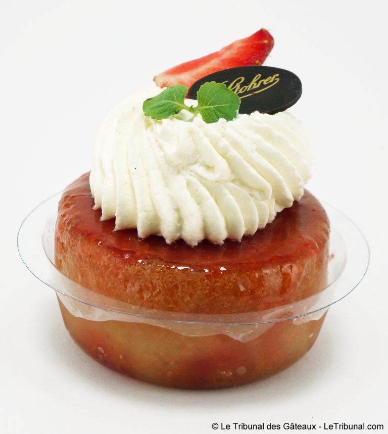 Le Baba Fraise par Stohrer