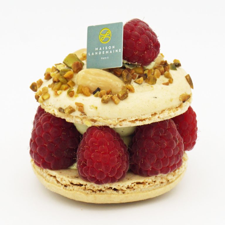 Macaronade Pistache Framboise par Maison Landemaine